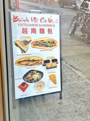 Bánh Mì Cô Út 2 by null