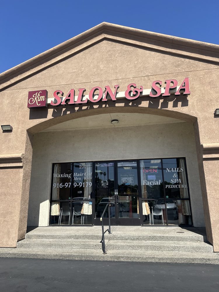 Kim's Salon & Spa Logo