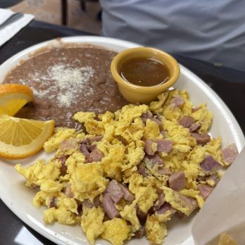 El Pueblo Bakery & Restaurant - Mexican Near Me - Newhall, California El Pueblo Bakery & Restaurant - Mexican Near Me - Newhall, California