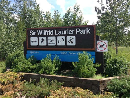 Sir Wilfrid Laurier Park by null
