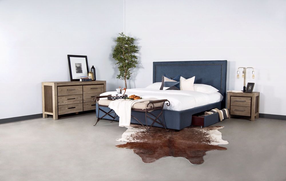 MUSE & MERCHANT Updated August 2024 43 Photos & 18 Reviews 1400 United Boulevard