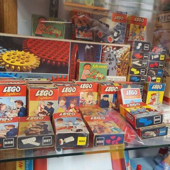 Hayward Toy Museum - Toys/displays - Museums Near Me - Hayward, California