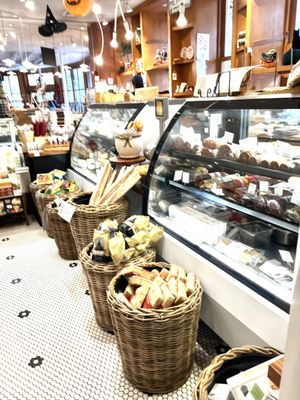 Elephants Delicatessen by null