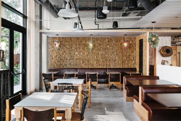 The LINE Austin by null