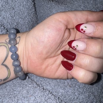 Vols Nail Spa - Nail Salons Near Me - Knoxville, Tennessee