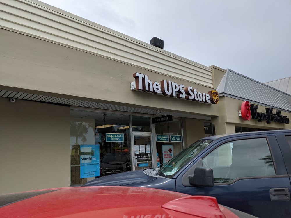 THE UPS STORE 10 Reviews Shipping Centers 1217 Cape Coral Pkwy