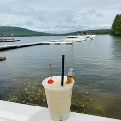 The Honi-Honi Bar