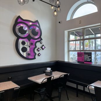 Night Owl Cookies - Lobby area - Bakeries Near Me - Winter Park, Florida Night Owl Cookies - Lobby area - Bakeries Near Me - Winter Park, Florida