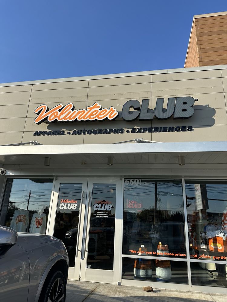 The Volunteer Club Logo