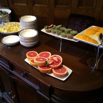 Hayfield Manor - Delightful Breakfast III of IV - Hotels Near Me - Cork City, Colorado