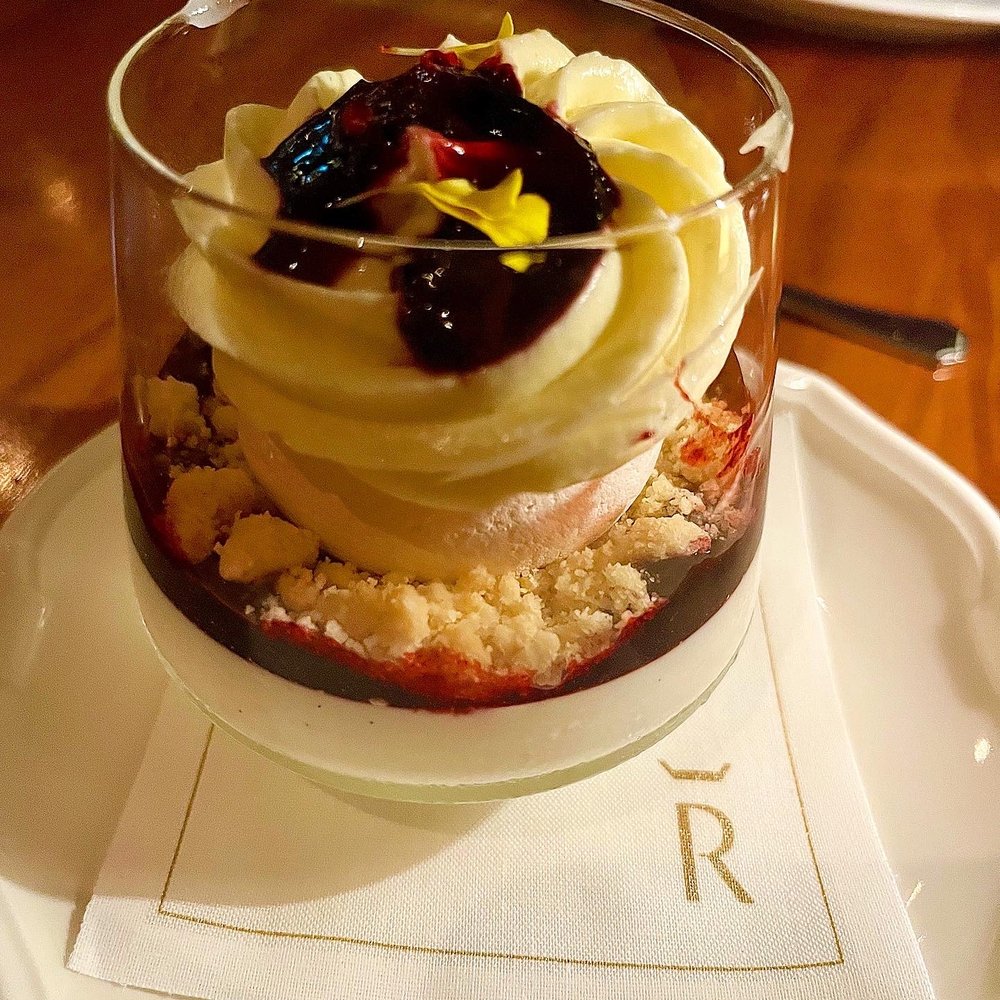 REIGN Restaurant - Cocktail Bars Near Me - Toronto, Ontario REIGN Restaurant - Cocktail Bars Near Me - Toronto, Ontario