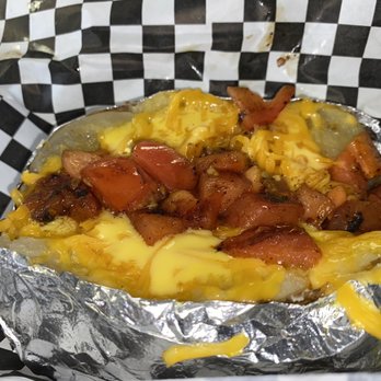 Beanos Kitchen - Veggie Potato - Burgers Near Me - Fayetteville, Tennessee