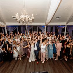 Beyond Event Solutions - Bryon getting everyone together for a photo and then out on the dance floor.