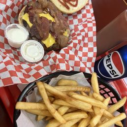 Double Bacon Cheeseburger