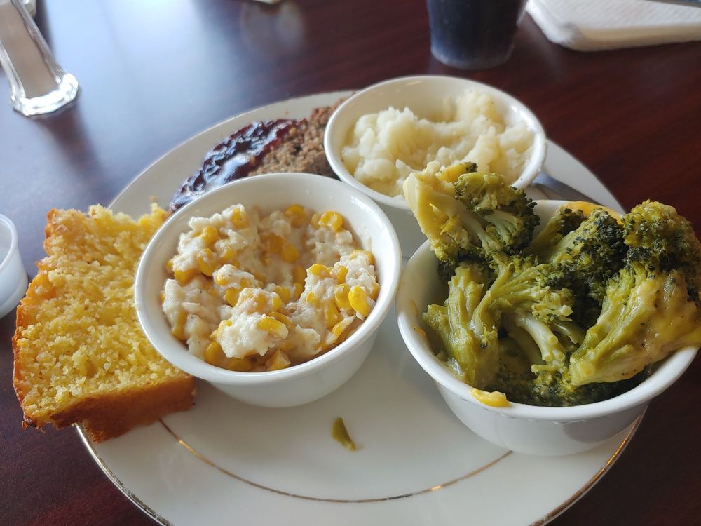 Whole Latte Love Logo