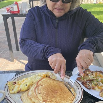 Uncle Bud's Kitchen - Breakfast & Brunch Near Me - Bellflower, California Uncle Bud's Kitchen - Breakfast & Brunch Near Me - Bellflower, California