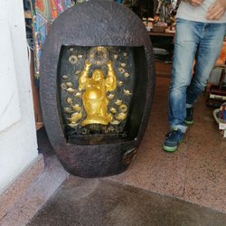 A Officina Esotérica - Fonte Buda com luz