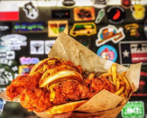 Pete's Hot Chicken by null
