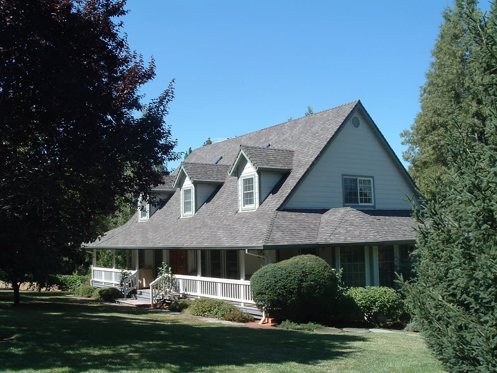 Slide of Straight Line Roofing & Construction