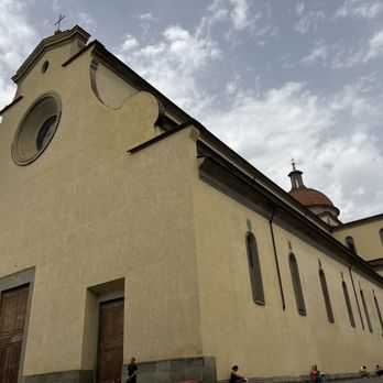 Piazza Santo Spirito - Basílica di Santo Stephano - Landmarks & Historical Buildings Near Me - Florence, FI Piazza Santo Spirito - Basílica di Santo Stephano - Landmarks & Historical Buildings Near Me - Florence, FI
