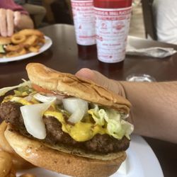Dragon Drive In - Sneakily one of the best burgers in Rome