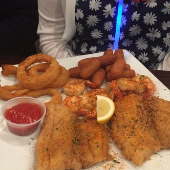 Fatty’s Taphouse - Fried fish and shrimp dinner - Seafood Near Me - Stafford, Virginia