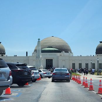 Griffith Observatory - Heading to the Observatory and to the exit. - Observatories Near Me - Los Angeles, California Griffith Observatory - Heading to the Observatory and to the exit. - Observatories Near Me - Los Angeles, California