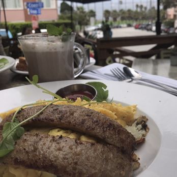 Cody's La Jolla - Breakfast & Brunch Near Me - La Jolla, California