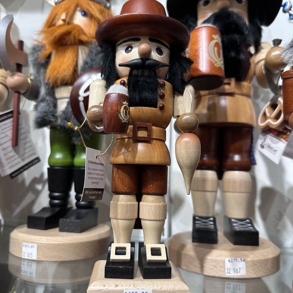 Leavenworth Nutcracker Museum - Inside the Leavenworth Nutcracker Museum gift shop, July 2025 - Museums Near Me - Leavenworth, Washington Leavenworth Nutcracker Museum - Inside the Leavenworth Nutcracker Museum gift shop, July 2025 - Museums Near Me - Leavenworth, Washington