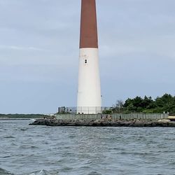 Tom's Tiki Boat Tours