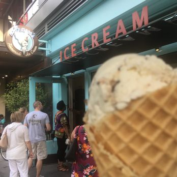 Molly Moon's - Ice Cream & Frozen Yogurt Near Me - Seattle, Washington
