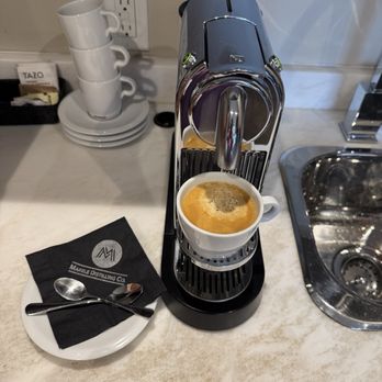 The Distillery Inn - Nice espresso to start the day - Hotels Near Me - Carbondale, Colorado