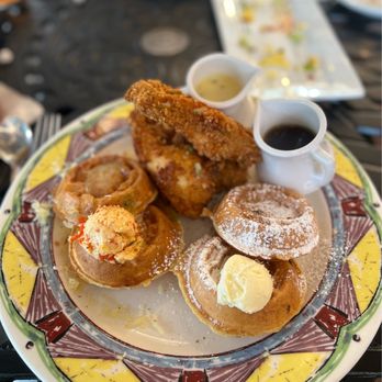 Miss Shirley's Cafe, Inner Harbor - fried chicken and waffles - Breakfast & Brunch Near Me - Baltimore, Maryland
