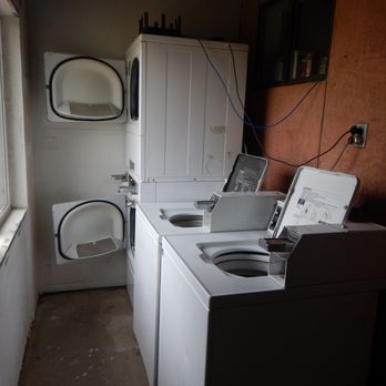 Midway RV Park - washer and dryer $1.50 to wash and $1. to dry - RV Parks Near Me - Dexter, New Mexico