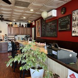 Em J's Cafe - Interior
