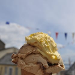 Shop in the Square - A scoop of Kelly's with a dollop of clotted cream.