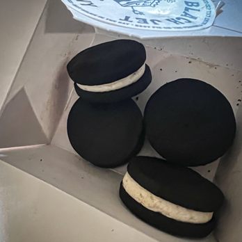 Black Jet Baking - Dark Chocolate Sandwich Cookies - "Homemade Oreos" - Bakeries Near Me - San Francisco, California Black Jet Baking - Dark Chocolate Sandwich Cookies - "Homemade Oreos" - Bakeries Near Me - San Francisco, California