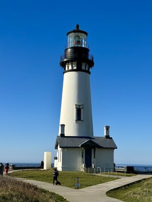 Yaquina Head Lighthouse by null