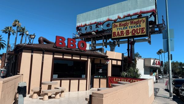 Dr. Hogly Wogly's Tyler Texas BBQ by null