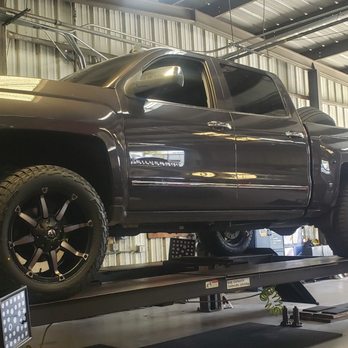 D & E Alignment - D&E Alignment rack - Auto Repair Near Me - Escondido, California