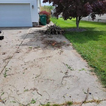 Bushnell Junk Removal - After, before cleanup - Junk Removal & Hauling Near Me - ashtabula, Ohio Bushnell Junk Removal - After, before cleanup - Junk Removal & Hauling Near Me - ashtabula, Ohio