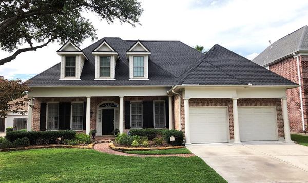 State Roofing Company Logo