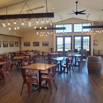 Bailey's Run Vineyard & Winery - Main room - Wine Tasting Room Near Me - New Glarus, Wisconsin Bailey's Run Vineyard & Winery - Main room - Wine Tasting Room Near Me - New Glarus, Wisconsin