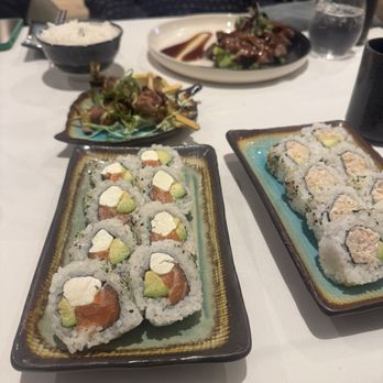 Show Izakaya - philadelphia roll and king california roll - Japanese Near Me - Davis, California