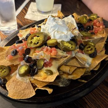The Robinson Ale House - Nachos - Pubs Near Me - Long Branch, New Jersey