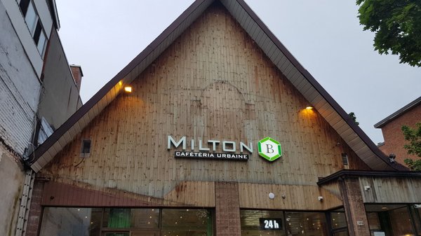 Milton B - Cafétéria urbaine by null