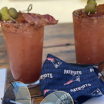 Blackbird Tavern - Gastropubs Near Me - Temecula, California Blackbird Tavern - Gastropubs Near Me - Temecula, California