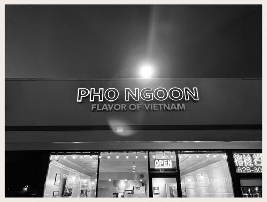 Pho Ngoon by null