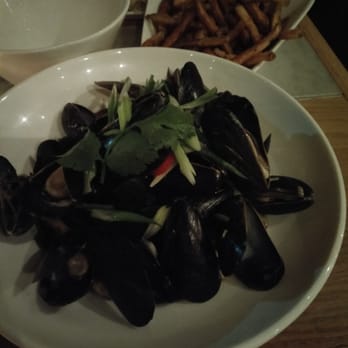 Pearl Diver - Seafood Near Me - Toronto, Ontario Pearl Diver - Seafood Near Me - Toronto, Ontario