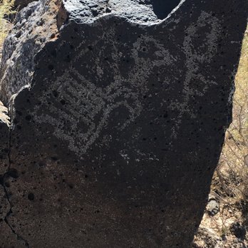Petroglyph National Monument - Landmarks & Historical Buildings Near Me - Albuquerque, New Mexico